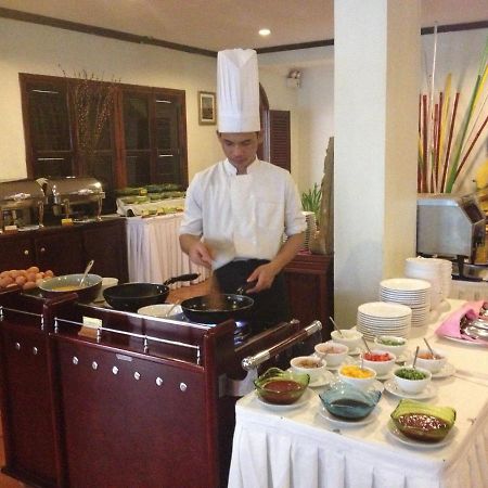 Grand Sunset Angkor Hotel 시엠리아프 외부 사진