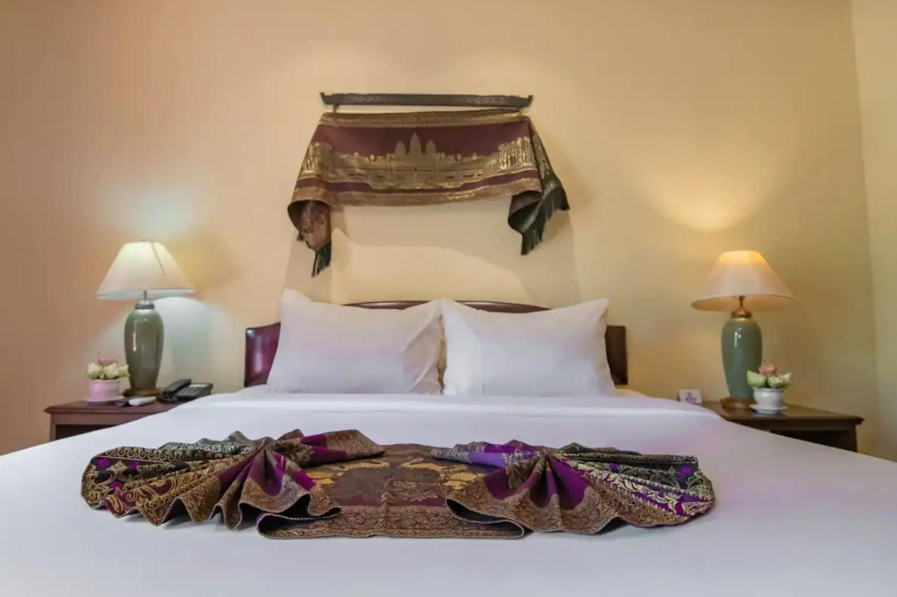 Grand Sunset Angkor Hotel 시엠리아프 외부 사진