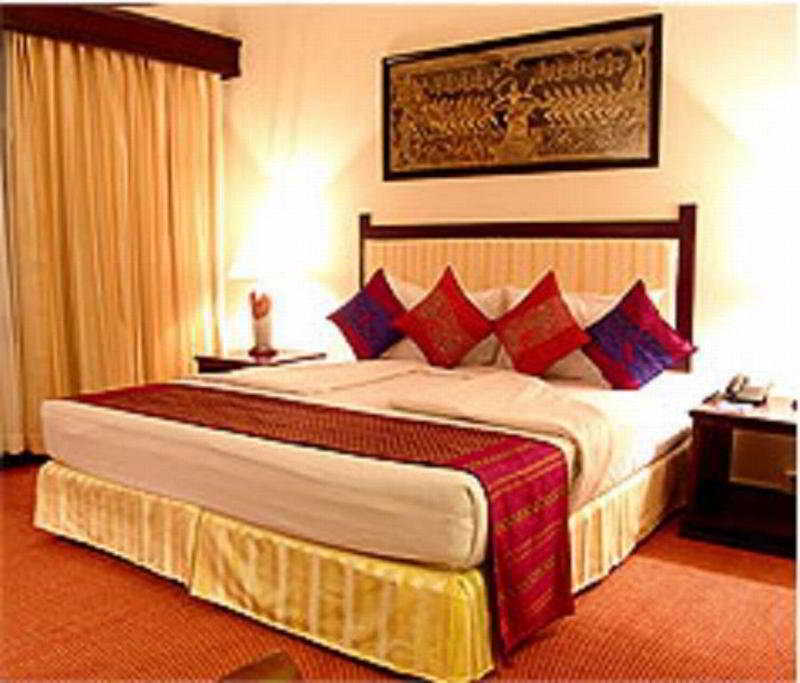 Grand Sunset Angkor Hotel 시엠리아프 외부 사진