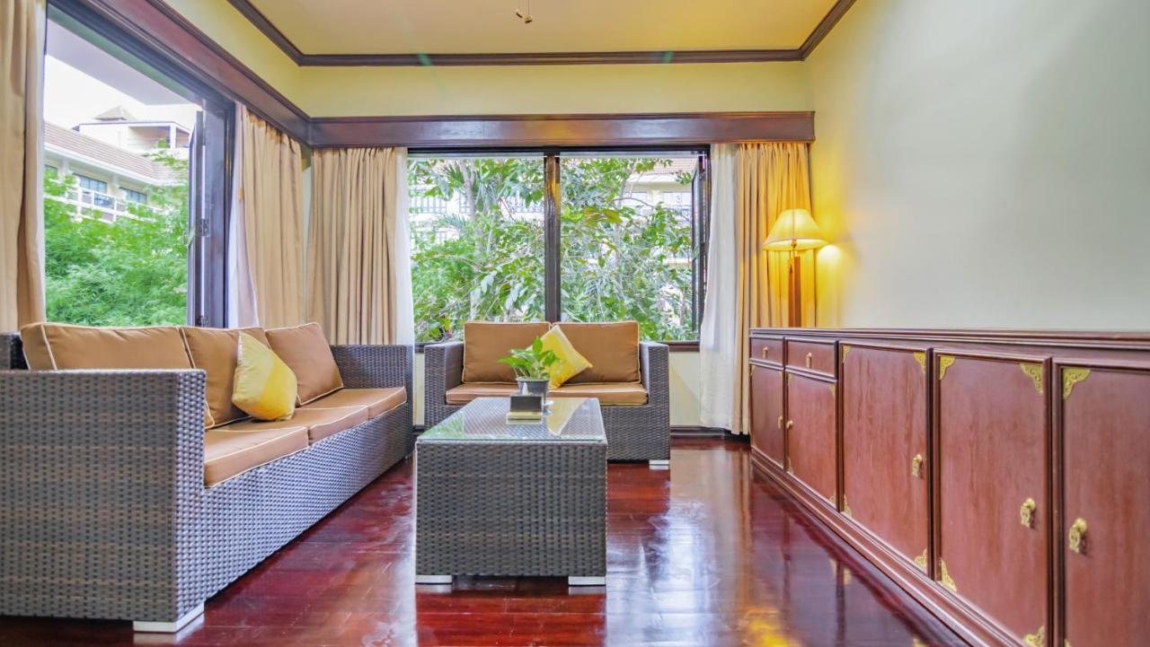 Grand Sunset Angkor Hotel 시엠리아프 외부 사진