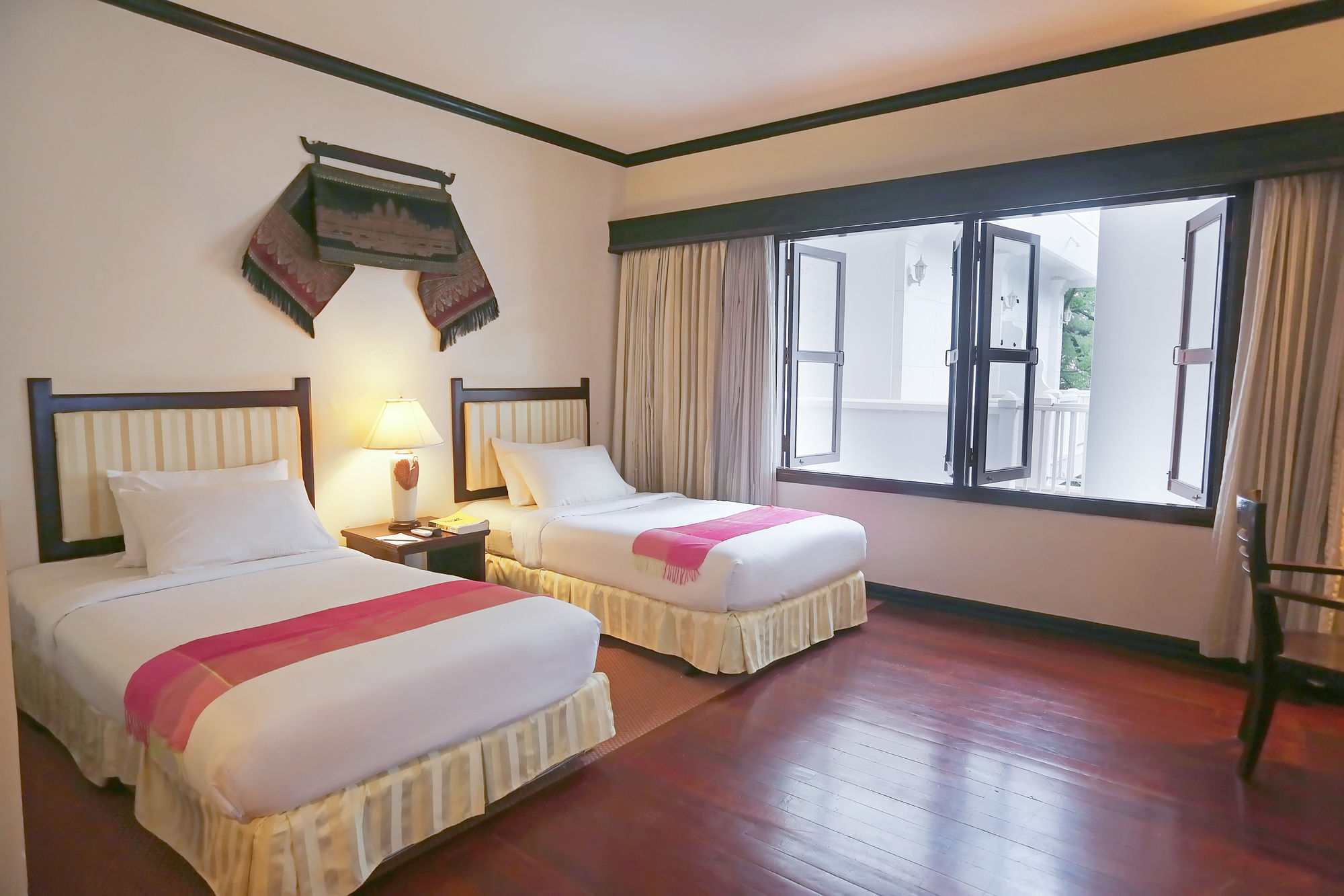 Grand Sunset Angkor Hotel 시엠리아프 외부 사진