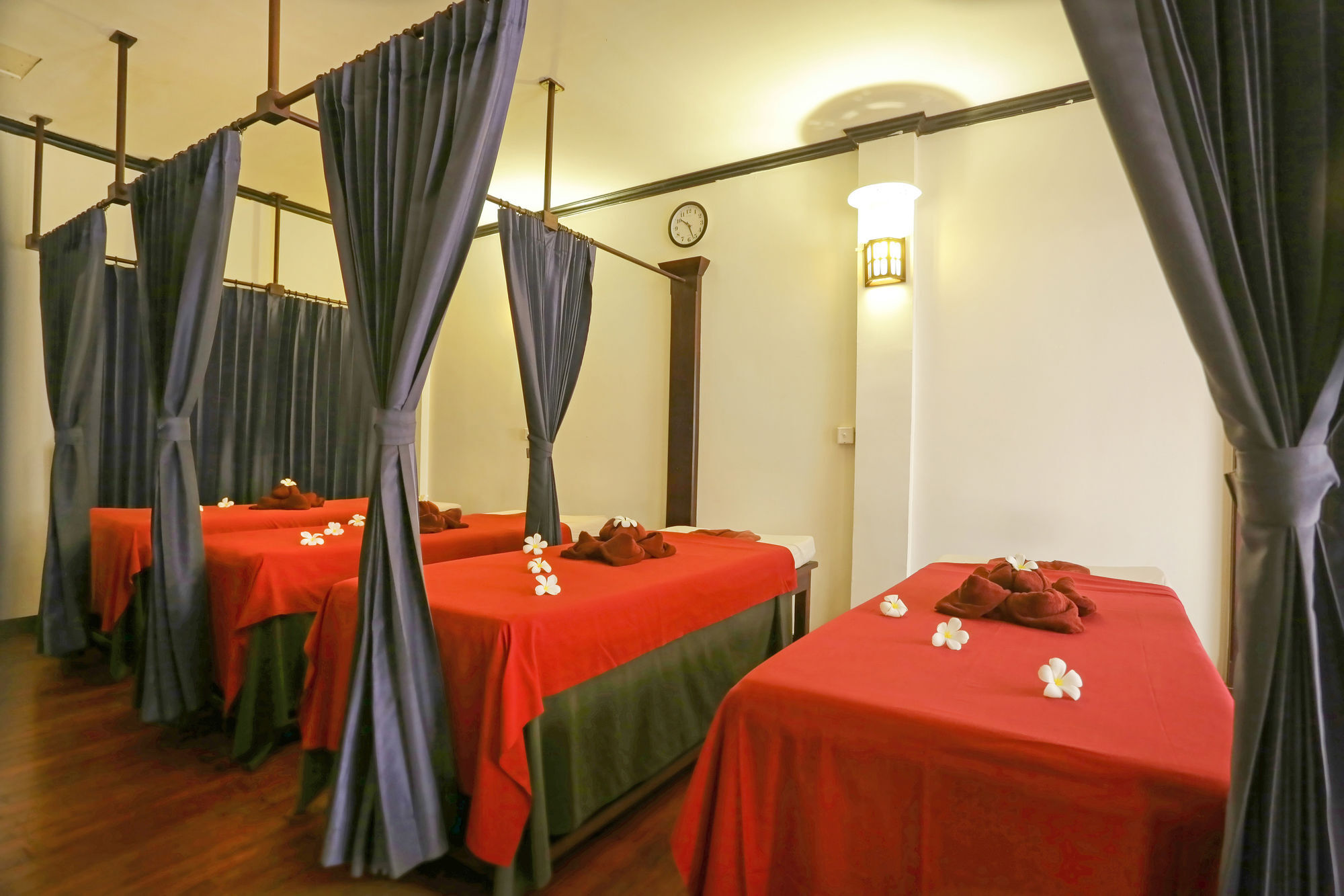 Grand Sunset Angkor Hotel 시엠리아프 외부 사진